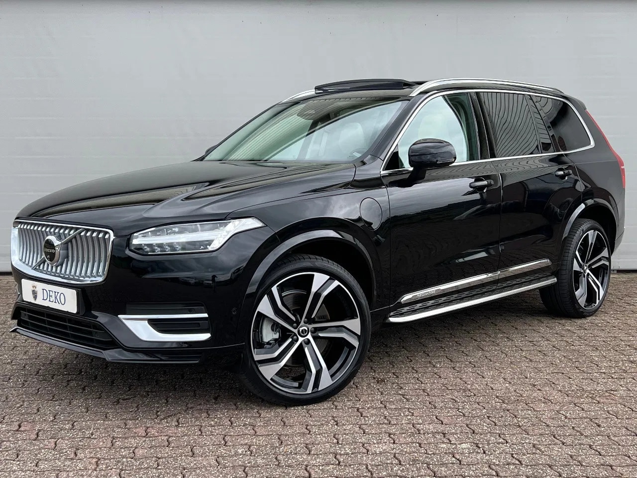 Volvo XC90 - T8 AWD Plus Bright | Luchtvering | 7 persoons | Panoramadak | VOL opties! - AutoWereld.nl