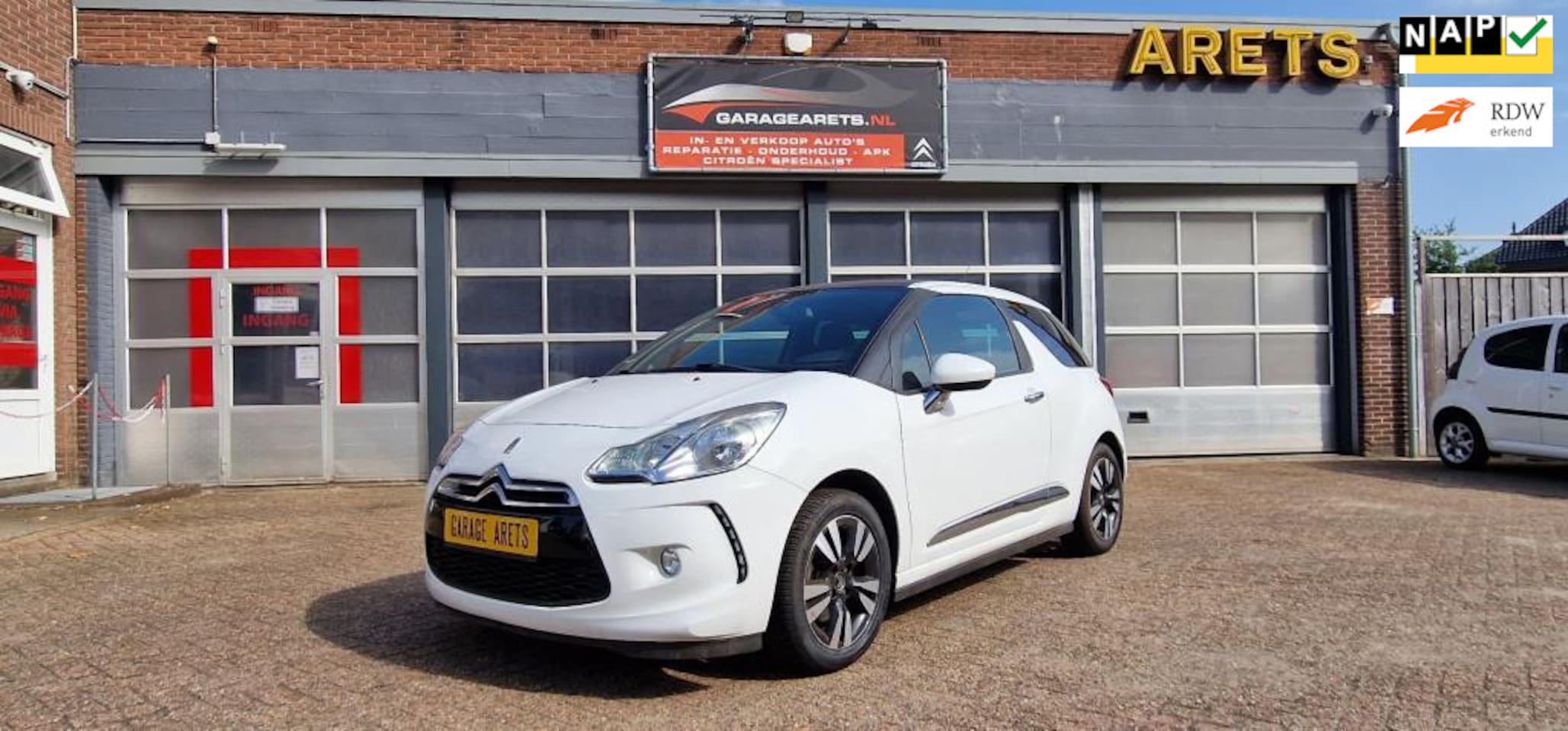 Citroën DS3 - 1.6 So Chic in White 1.6 So Chic in White - AutoWereld.nl