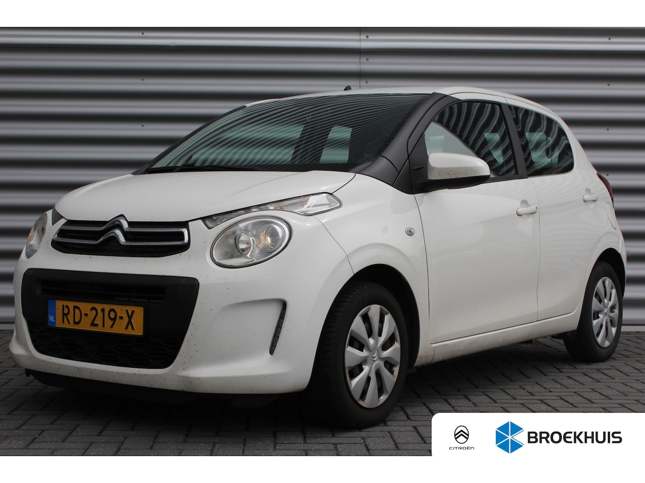 Citroën C1 - 1.0 VTI 70PK 5-DRS FEEL / AIRCO / LED / / BLUETOOTH / PACK PREMIUM / 1E EIGENAAR !! - AutoWereld.nl