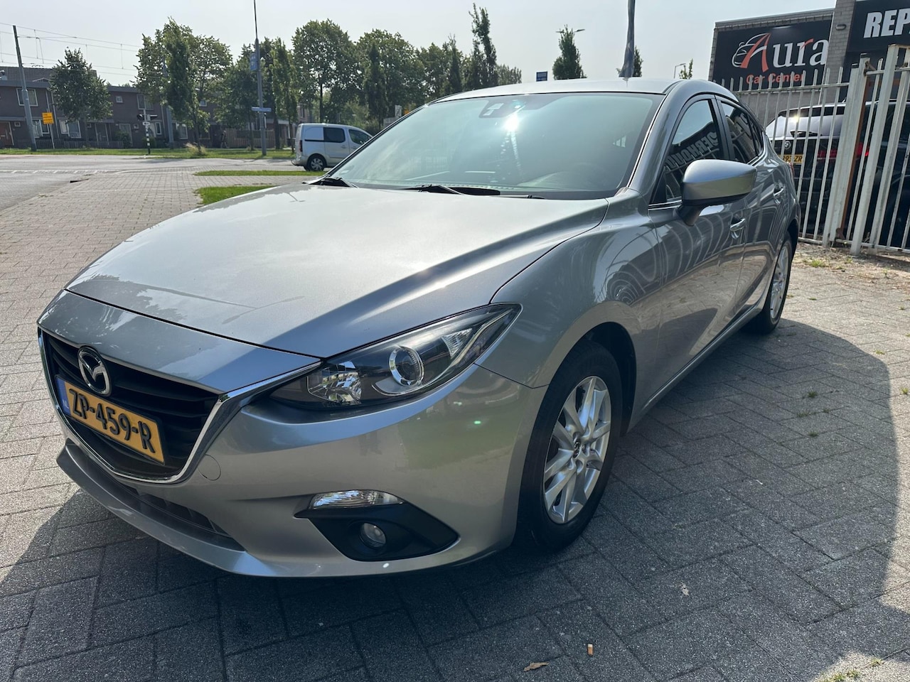 MAZDA MAZDA3