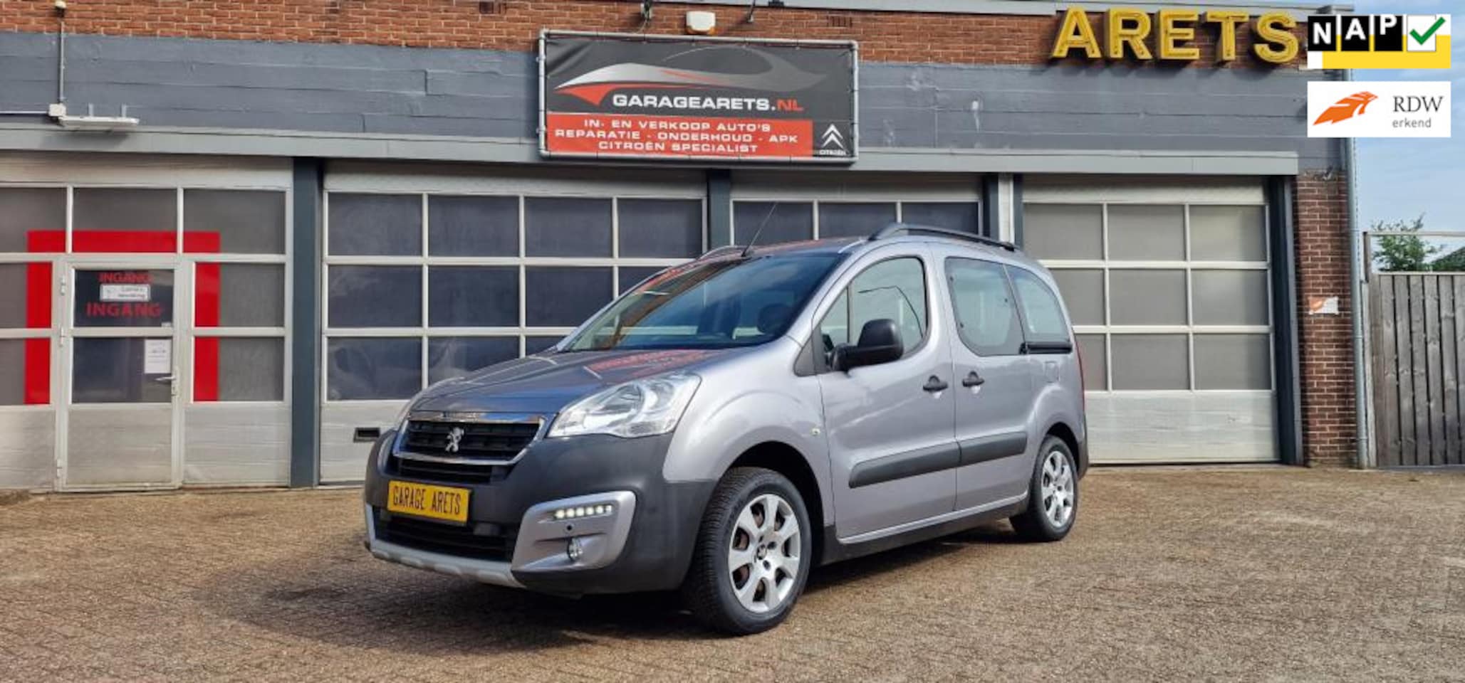 Peugeot Partner Tepee - 1.2 PureTech Active 1.2 PureTech Active - AutoWereld.nl