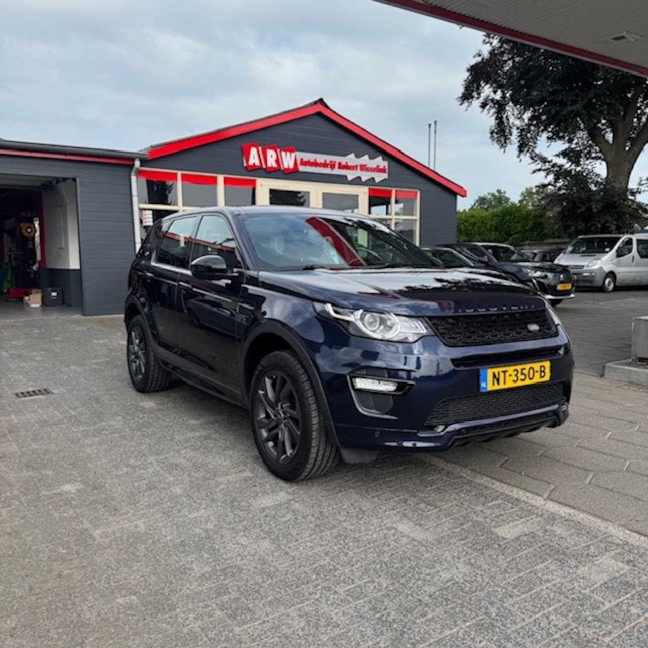 Land Rover Discovery Sport - 2.0 SI4 240pk 4WD AUT 5p. HSE Luxury - AutoWereld.nl