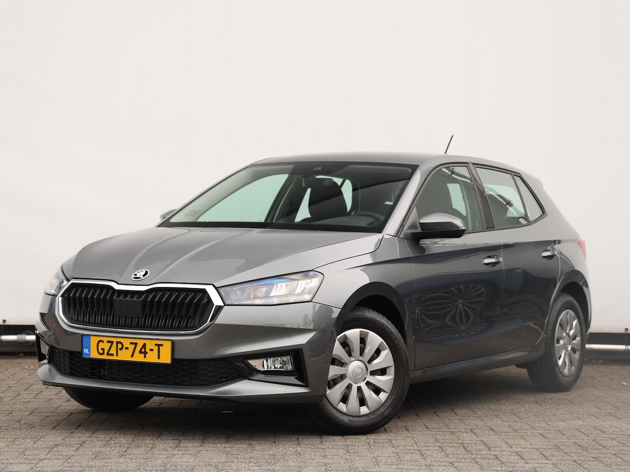 Skoda Fabia - 1.0 TSI Essence 95pk | Airconditioning | Digital Dashboard | DAB+ | Parkeersensoren achter - AutoWereld.nl
