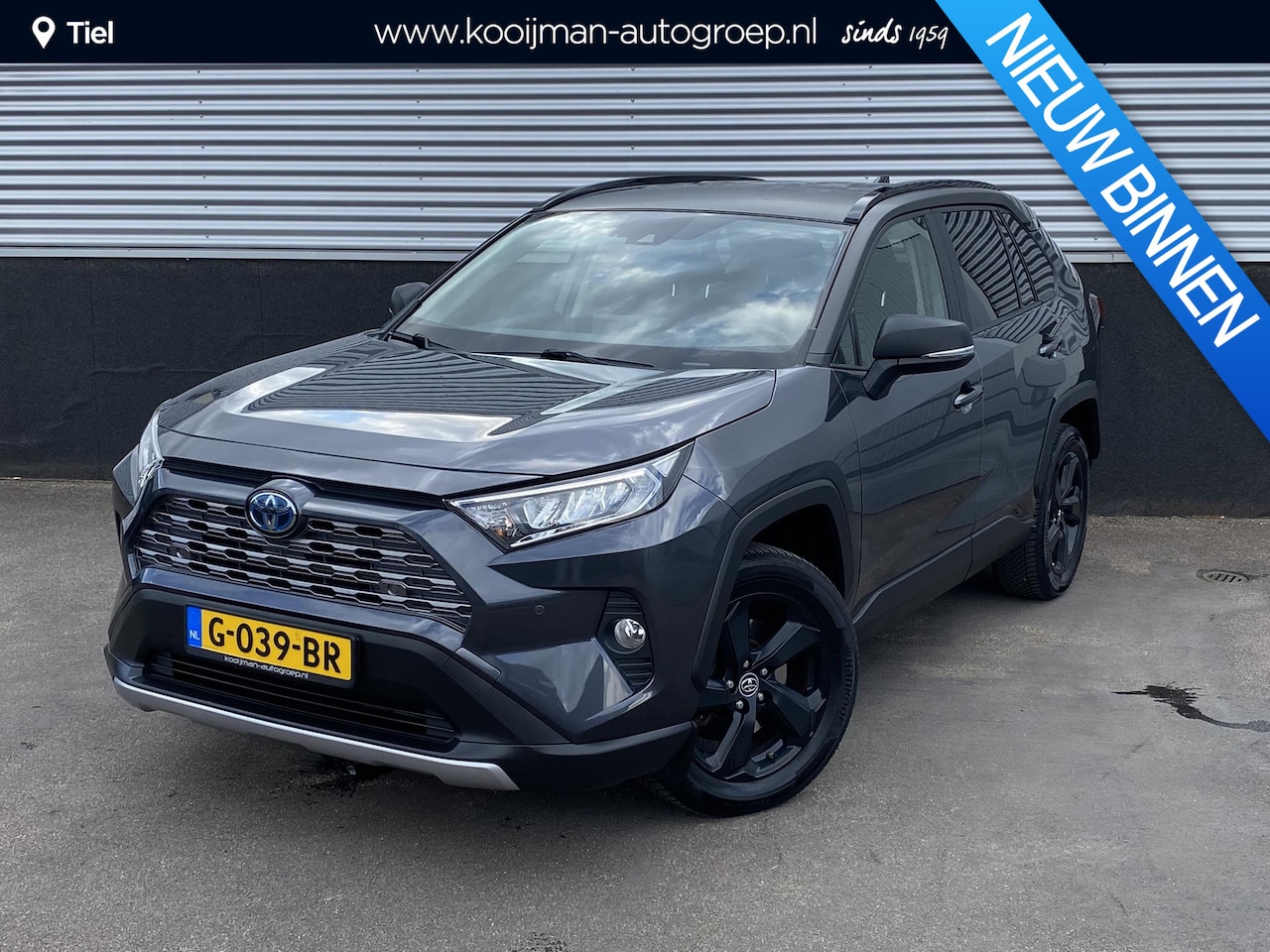 Toyota RAV4 - 2.5 Hybrid Bi-tone Edition Lederen bekleding, Navigatie, 1e eign. Nieuw geleverd en dealer - AutoWereld.nl