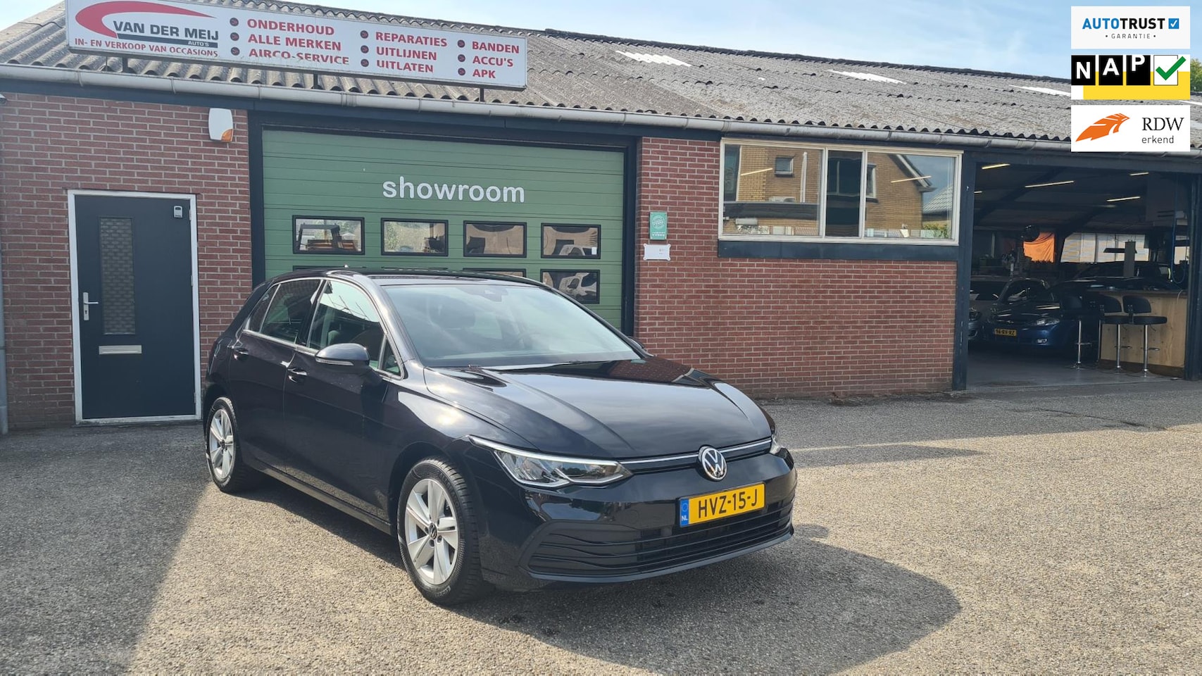 Volkswagen Golf - 1.0 eTSI Life Business AUTOMAAT - AutoWereld.nl
