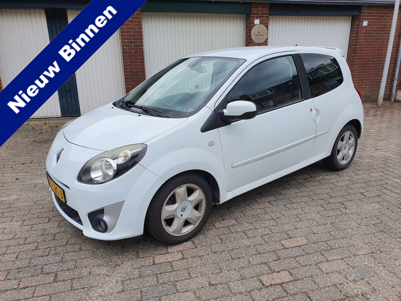 RENAULT TWINGO