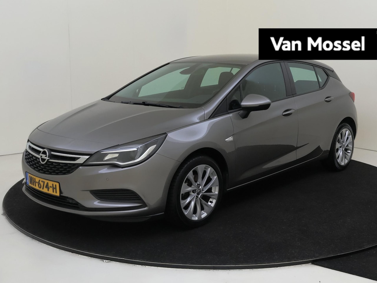 Opel Astra - 1.0 Online Edition Bluetooth | metallic lak | Clima - AutoWereld.nl