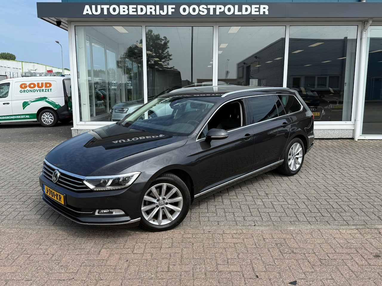 Volkswagen Passat Variant - 1.5 TSI Highline 1.5 TSI Highline - AutoWereld.nl