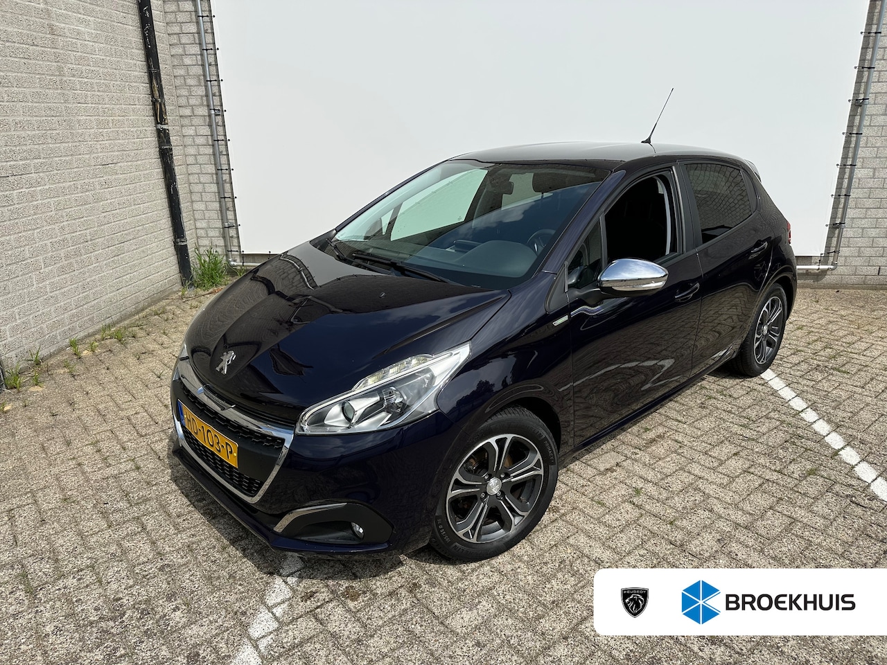 Peugeot 208 - 1.2 PureTech Urban Soul | Achterbank in delen neerklapbaar | Airco | Audio-navigatie full - AutoWereld.nl