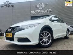 Honda Civic - 1.4 Comfort Business Edition NL-AUTO+NAP+APK 07-2026+CLIMATE CONTROL+TREKHAAK+PARKEERSENSO