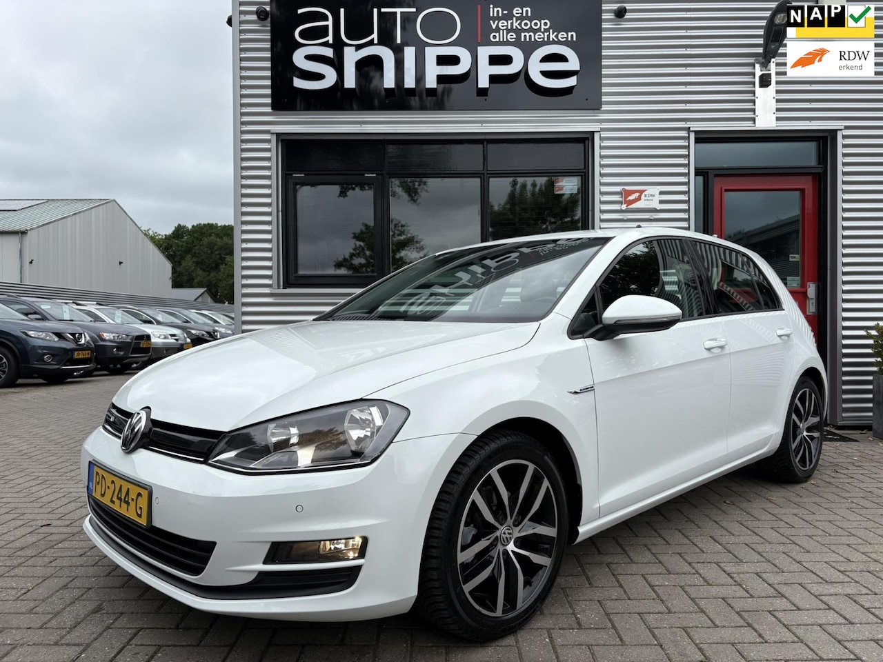 Volkswagen Golf - 1.0 TSI Comfortline -5DRS.-CLIMA-CRUISECONTROL-APPLE CARPLAY/ANDROID AUTO-PDC V+A-NAVI-ORI - AutoWereld.nl