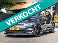 Volkswagen Golf - 1.4 TSI GTE Panoramadak I Leder I NL Auto I NAP I Sideskirts I Spoilers I Stoelverwarming