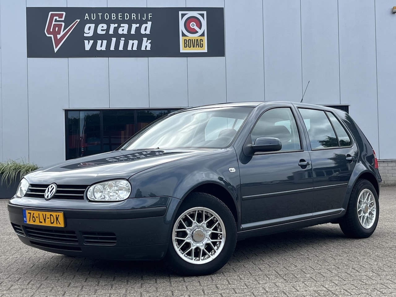 Volkswagen Golf - 1.6-16V Ocean TREKH LMV ECC AIRCO EL. RAMEN - AutoWereld.nl