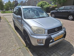 Toyota RAV4 - 2.0-16V VVT-i Luna
