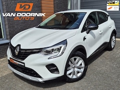 Renault Captur - 1.0 TCe 100 Zen Navigatie/Trekhaak/Dealer Onderhouden