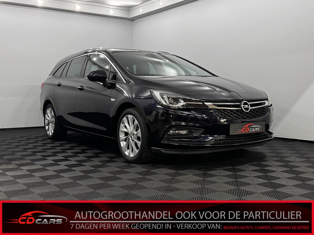 Opel Astra Sports Tourer - 1.0 Innovation Half leder, Camera, Navi, Rijstrook correctie, Cruise control, A start stop - AutoWereld.nl