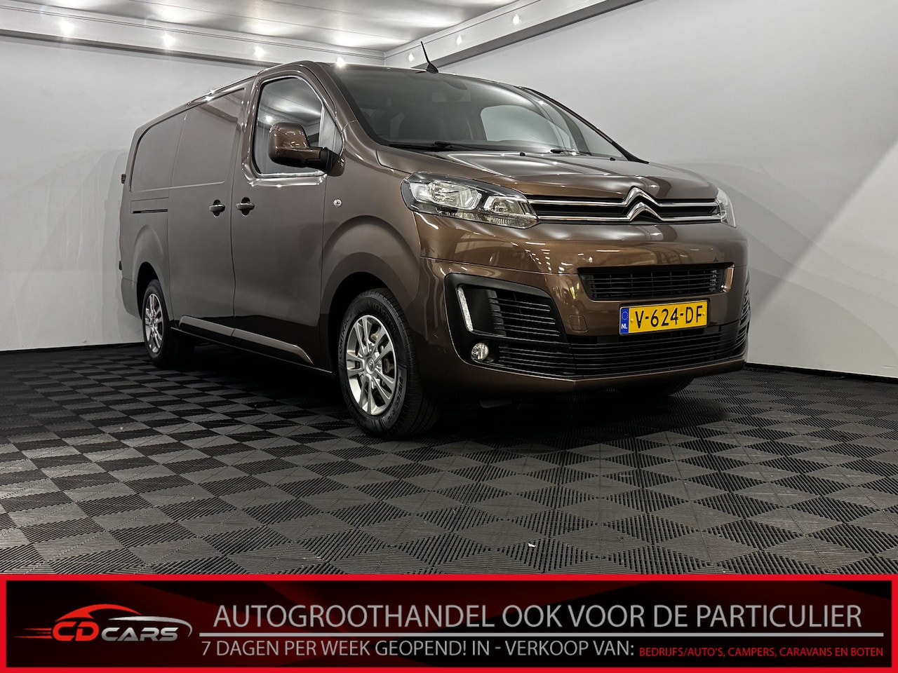Citroën Jumpy - 2.0 BlueHDI 120 Business M S&S Leder, Parkeersensoren, Navi, Airco, Cruise control, Mistla - AutoWereld.nl