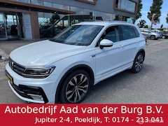 Volkswagen Tiguan - 2.0 TSI 4Motion R-Line 20 inch velgen , Navigatie via Apple carplay & Andriod auto , Parke