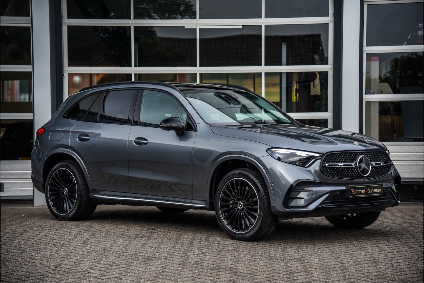 Mercedes-Benz GLC-klasse - 400e 4MATIC AMG Line 400e 4MATIC AMG Line - AutoWereld.nl