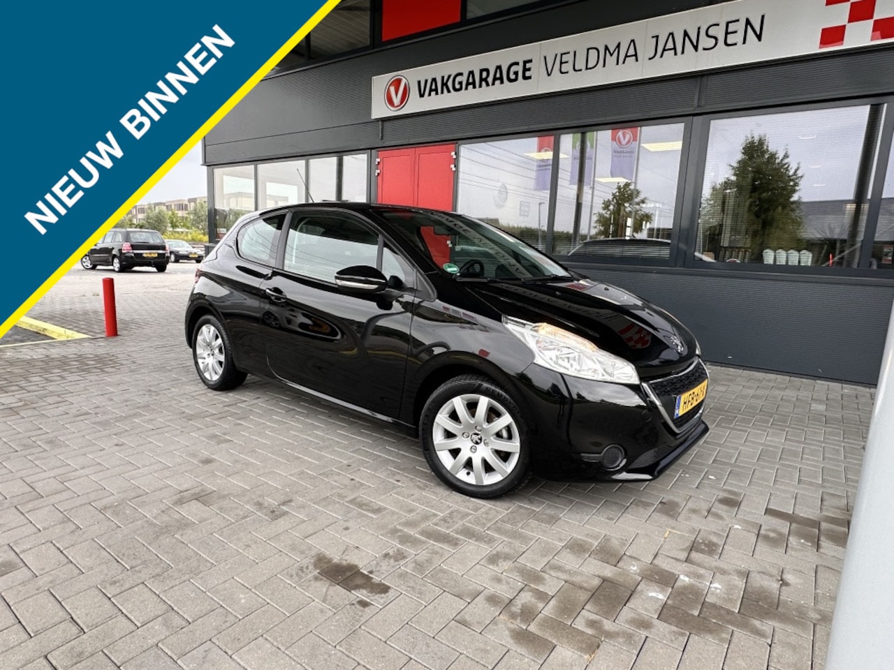 Peugeot 208 - 1.2 PT ACTIVE - AutoWereld.nl