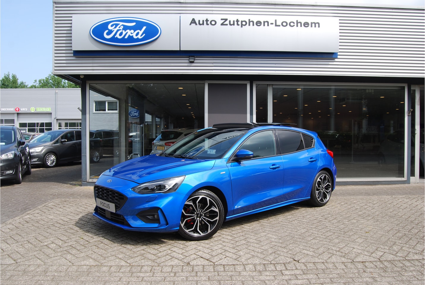 Ford Focus - 1.5 EcoBoost ST-Line-X 150pk 5dr PANO.DAK | 18" INCH | LED MATRIX | CLIMATE | WINTERPACK | - AutoWereld.nl