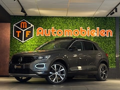 Volkswagen T-Roc - 1.5 TSI Sport 150 PK |PANO|VIRTUAL|APPLECAR|GARANTIE