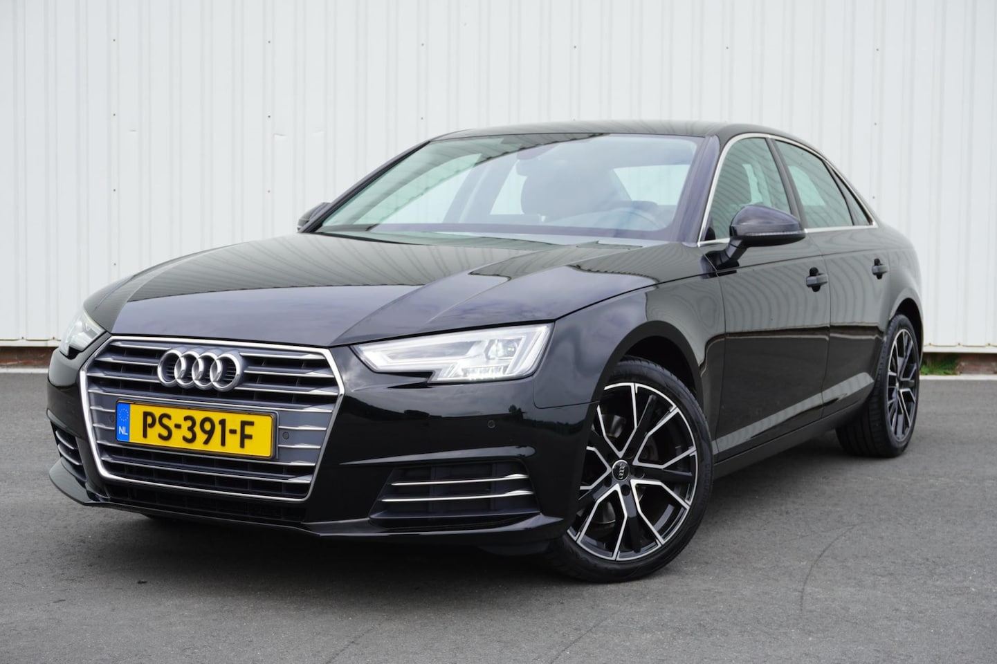 Audi A4 Limousine - 1.4 TFSI Sport Edition 5deurs | Airco | Navigatie | Elek. Pakket | LM velgen | PDC | Inrui - AutoWereld.nl