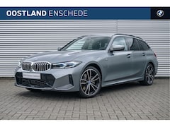 BMW 3-serie Touring - 330e xDrive High Executive M Sport Automaat / Panoramadak / Trekhaak / Sportstoelen / Adap