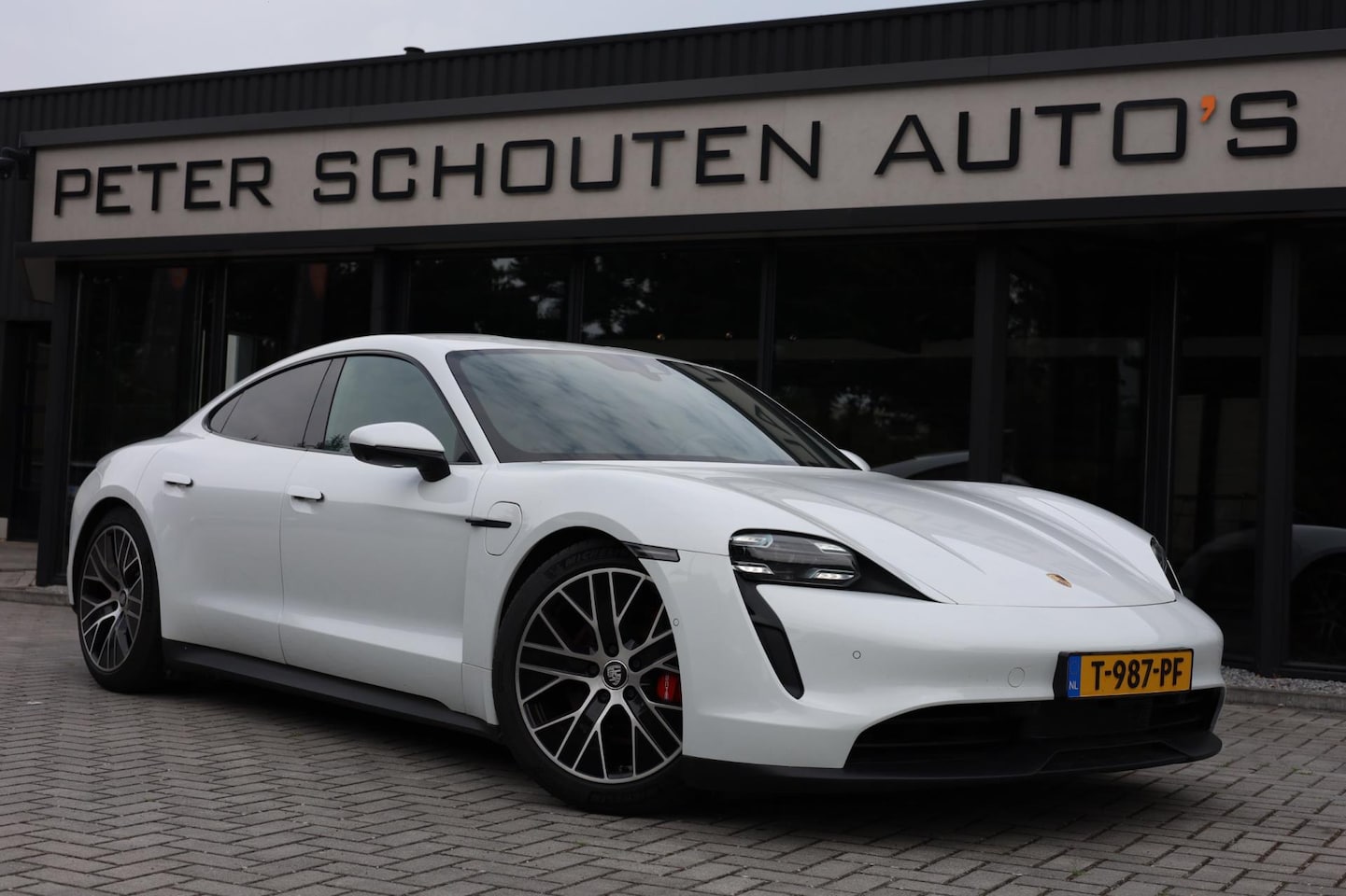 Porsche Taycan - 4S 476PK | Leder | Adapt. Cr. | Luchtv. | 360 Cam.| Dubb. Display | Chrono | 20"LMV | - AutoWereld.nl
