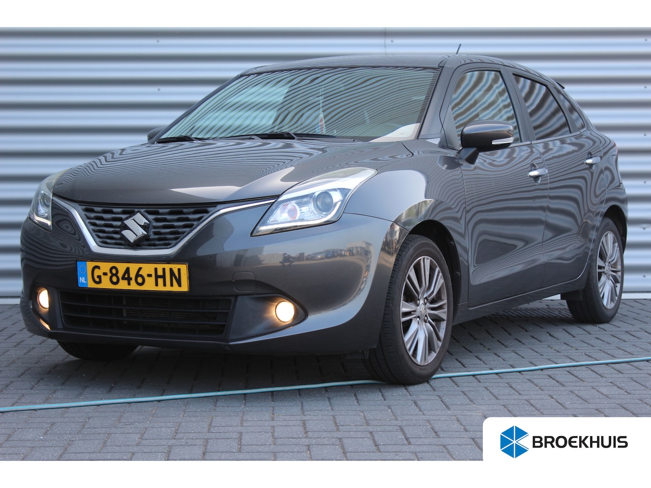 Suzuki Baleno - 1.2 89PK HIGH EXECUTIVE AUTOMAAT / NAVI / CLIMA / FULL-LED / 16" LMV /  KEYLESS / CAMERA / - AutoWereld.nl