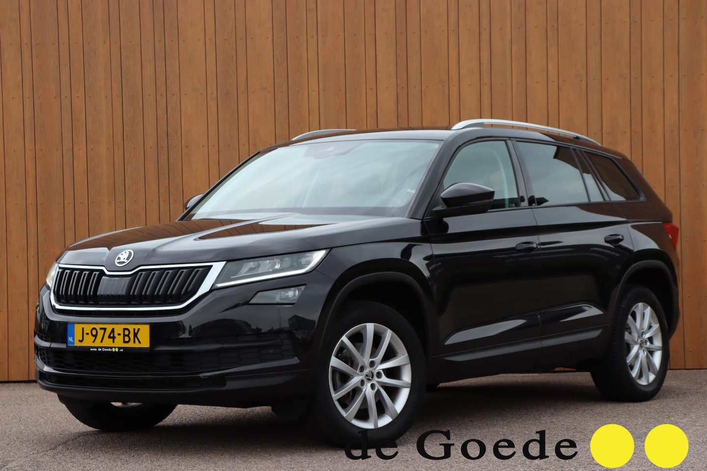 Skoda Kodiaq - 1.5 TSI Business Edition 7persoons org.NL digi-dashb camera h.leer+verw el.trekhaak adapt. - AutoWereld.nl