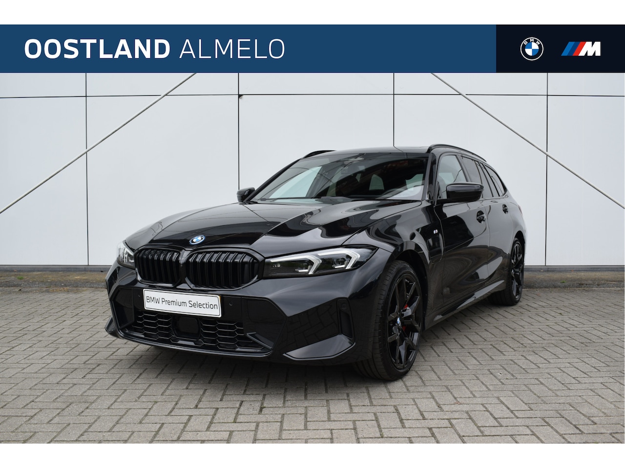 BMW 3-serie Touring - 330e xDrive High Executive M Sport Automaat / Panoramadak / Trekhaak / Sportstoelen / Comf - AutoWereld.nl