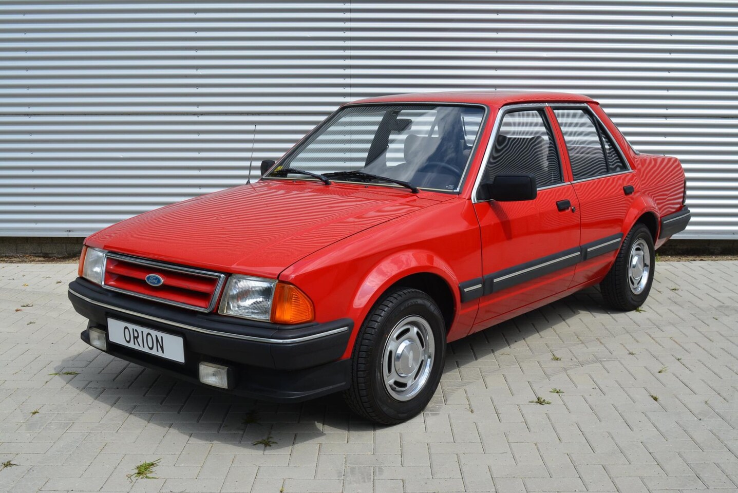Ford Orion - 1.3 GL | 4 Deurs | 77.000 km | Orginele Staat. - AutoWereld.nl