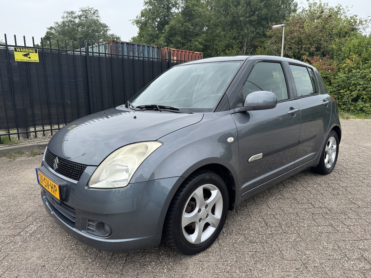 Suzuki Swift - 1.3 Shogun 5 Drs Airco/LMV - AutoWereld.nl