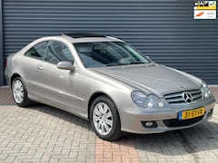 Mercedes-Benz CLK-klasse Coupé - 220 CDI Elegance Airco | Schuifdak | Facelift | Cruise