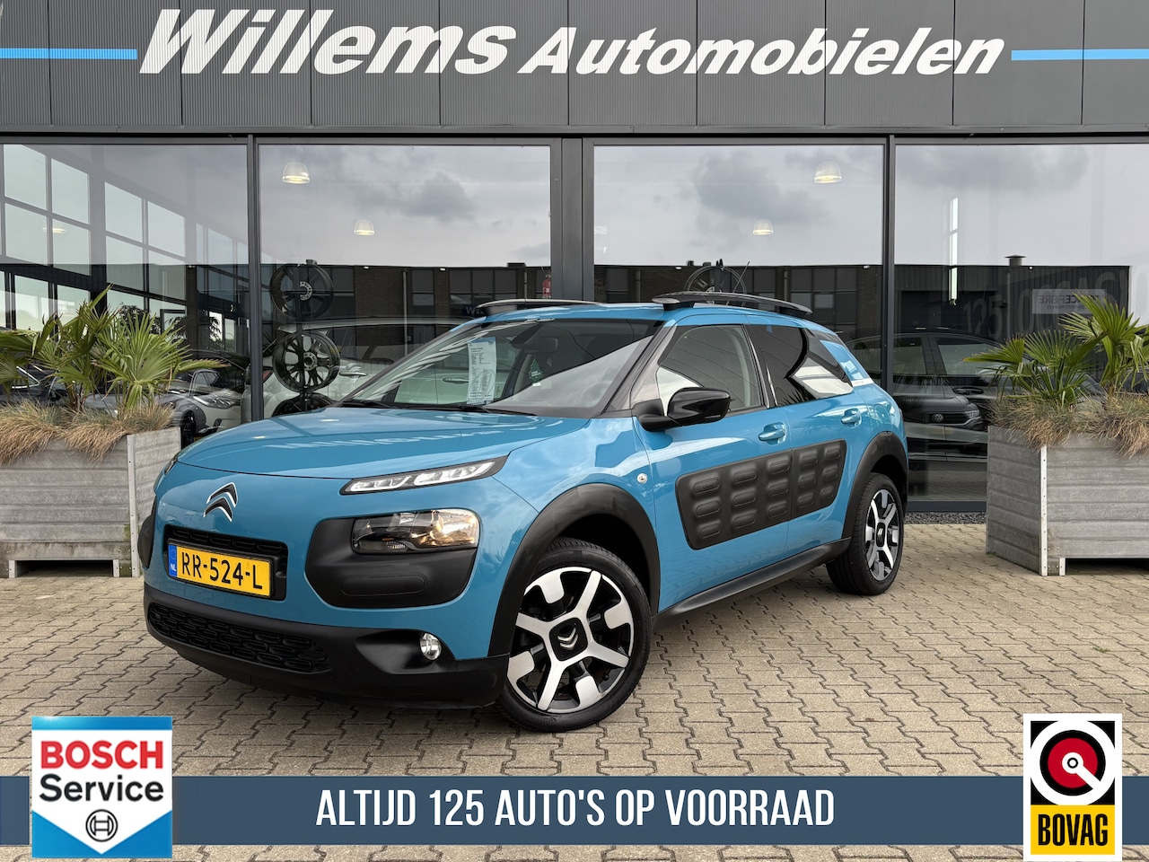 Citroën C4 Cactus - 1.2 PureTech Shine Camera, Cruise Control & Navigatie - AutoWereld.nl