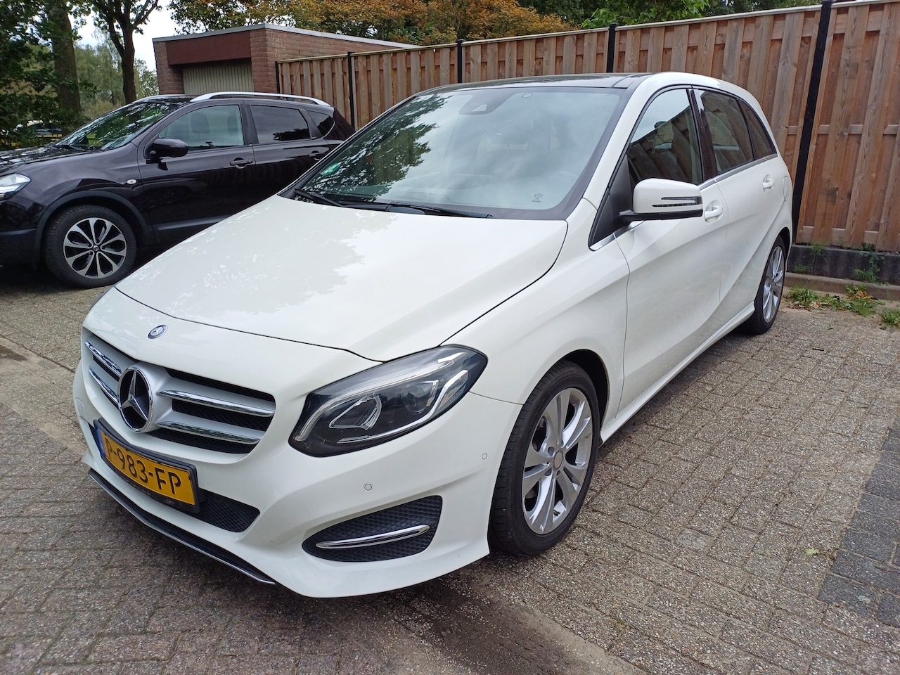 Mercedes-Benz B-klasse - 180 Prestige - AutoWereld.nl