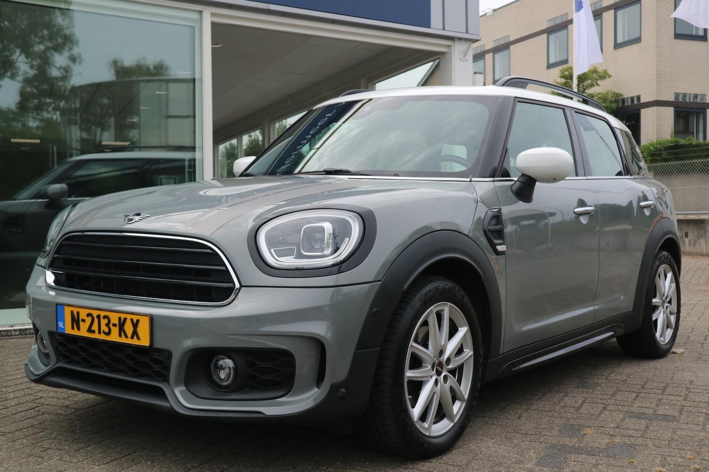 MINI Countryman - Mini 1.5 Cooper Chili / navigatie / camera / John Cooper Works - AutoWereld.nl