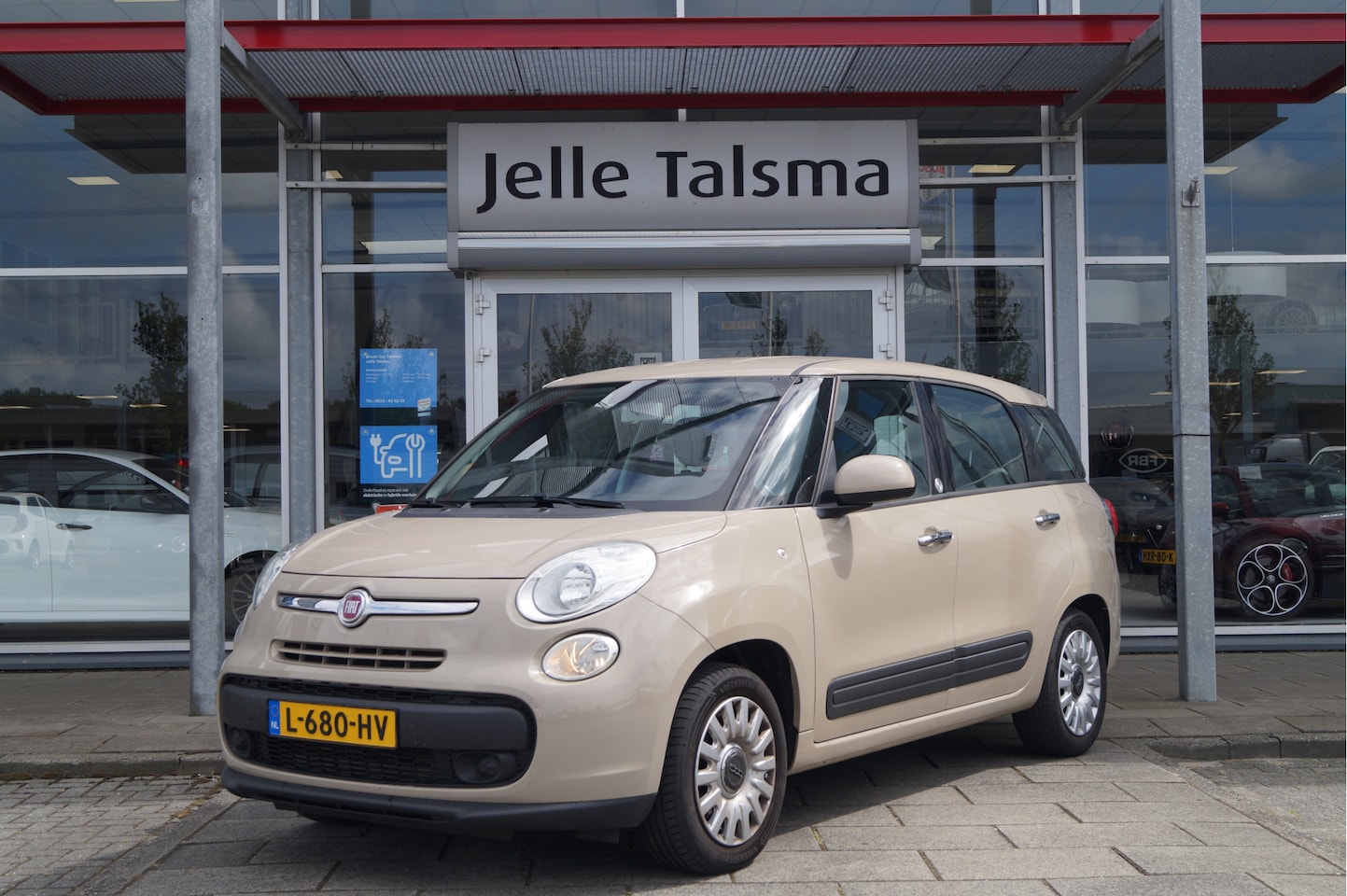 Fiat 500 L Living - 1.4 T-Jet Lounge 7persoons | Cruise Control - AutoWereld.nl