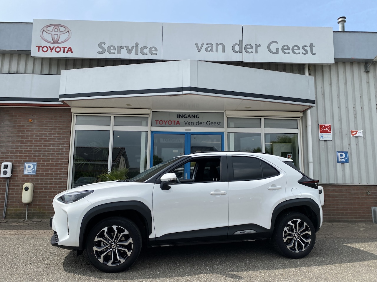 Toyota Yaris Cross - 1.5 Hybrid 115 First Edition - AutoWereld.nl
