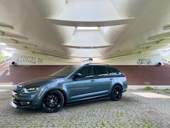 Skoda Octavia Combi - 2.0 TDI Stage1 Greentech Style Businessline