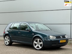 Volkswagen Golf - 1.4-16V Master Edition Airco |Nette Auto |Radio |Lmv |Nap |Boekjes