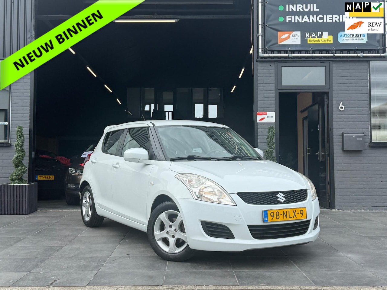 Suzuki Swift - 1.2 Comfort EASSS|APK|NAP|Airco|5DR|2E EIG - AutoWereld.nl