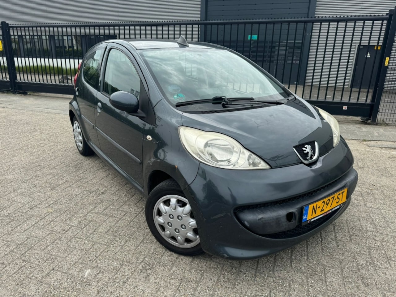 Peugeot 107 - 1.0-12V Carplay|Elektrischpakket 2008 - AutoWereld.nl