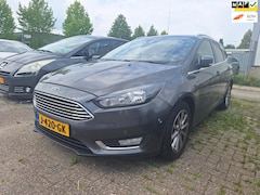 Ford Focus Wagon - 1.0 First Edition (motor defect)