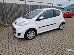 Peugeot 107 - 1.0-12V nwe apk navi entertainment