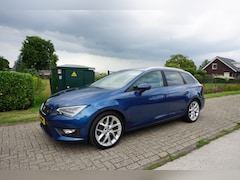 SEAT Leon ST - 1.4 TSI FR Business half leder panoramadak