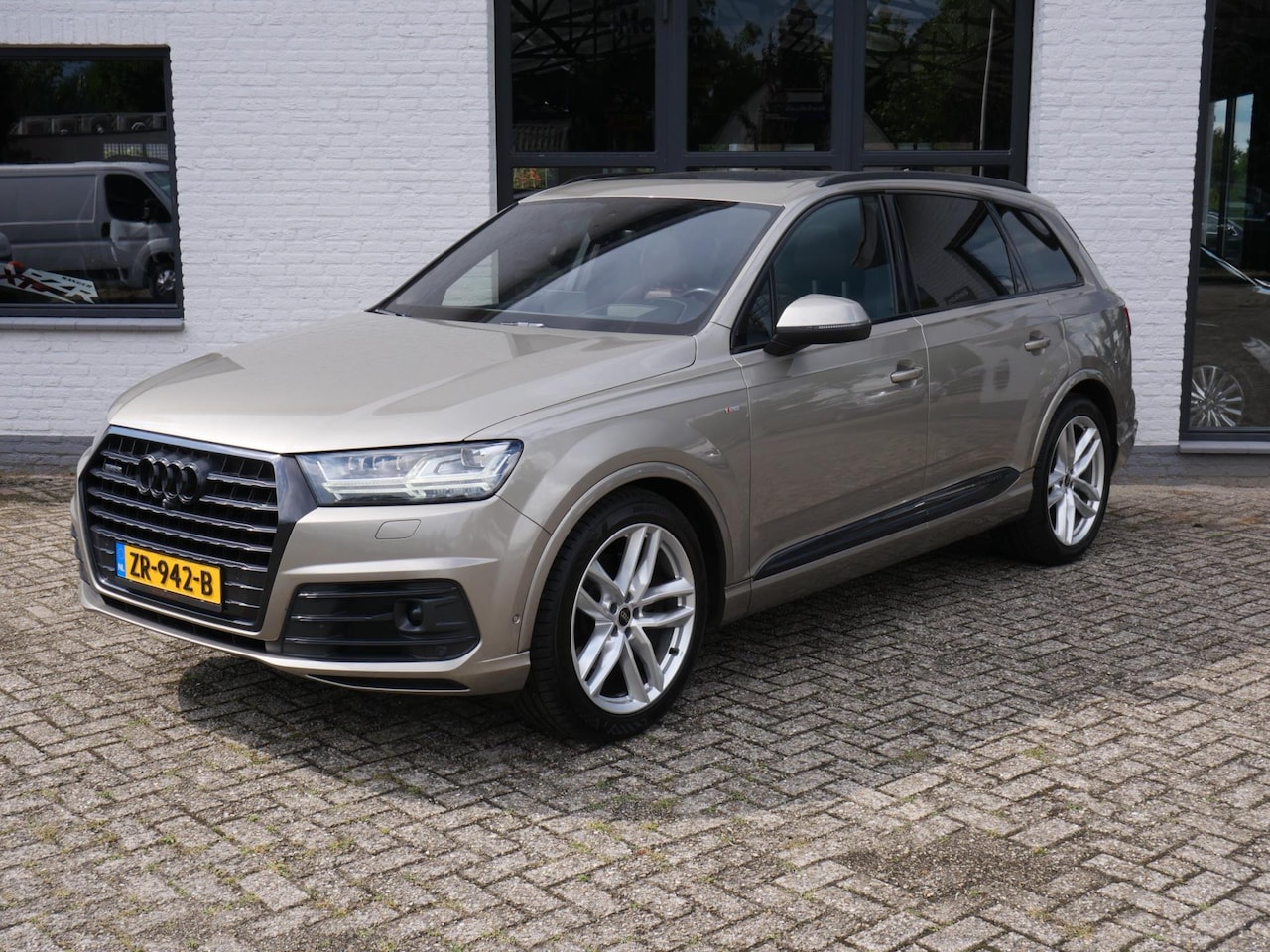 Audi Q7 - 3.0 TDI quattro S line Edition Pano Bose HUD Alcantara hemel - AutoWereld.nl