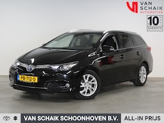 Toyota Auris Touring Sports - 1.8 Hybrid Dynamic | Dealer onderhouden | Trekhaak | Navigatie | Keyless
