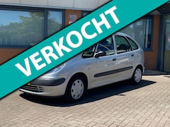 Citroën Xsara Picasso - 1.8i-16V Différence 2